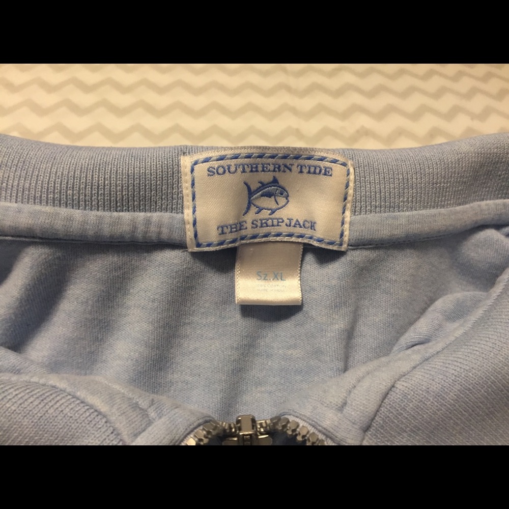 Southern Tide XL Pull over